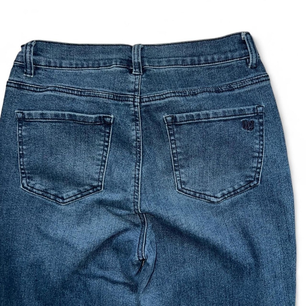 DG2 by Diane Gilman Dark Wash Straight Leg Jeans Size 6 Embroidered Pockets - Picture 4 of 6
